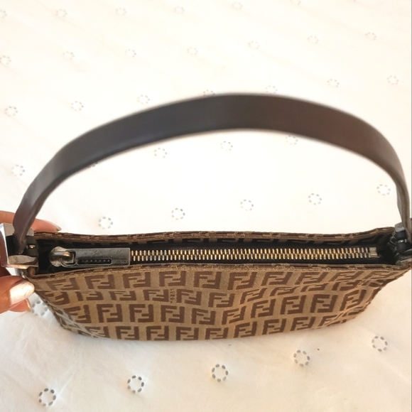 Fendi pochette - Picture 5 of 10